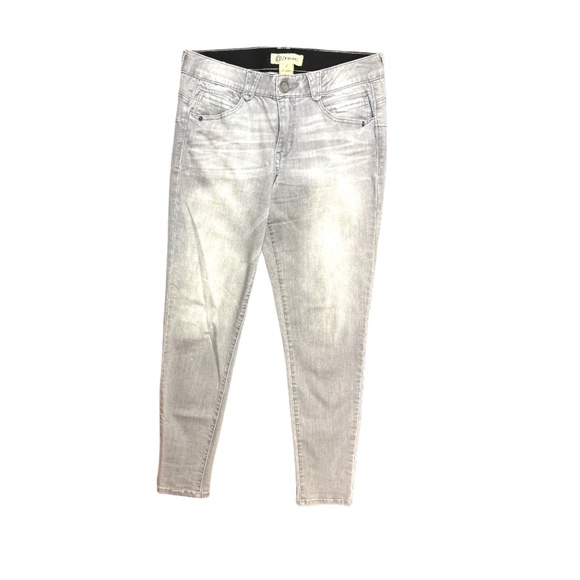 Democracy - Picture 2 of 7